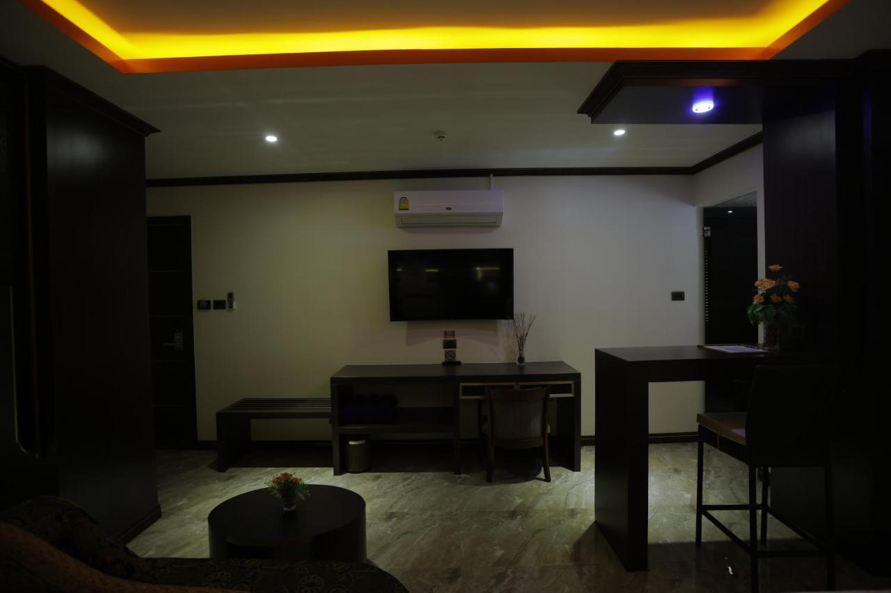 Bab Alhara Hotel Patong Exterior foto