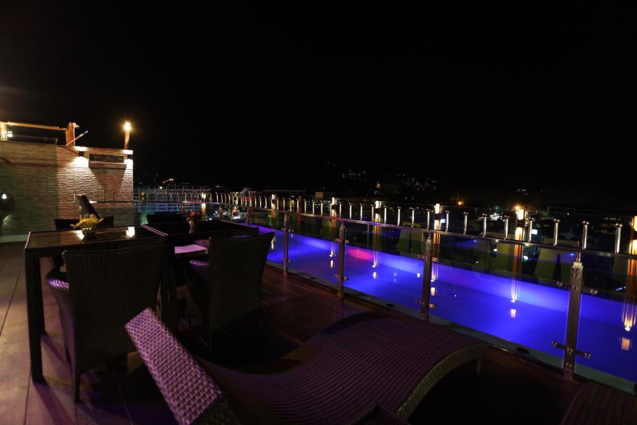 Bab Alhara Hotel Patong Exterior foto