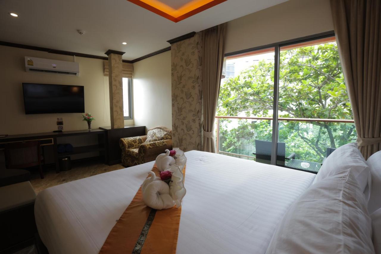 Bab Alhara Hotel Patong Exterior foto